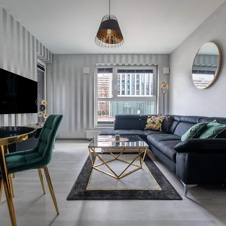 Pure Premium - Free Parking & Ac *