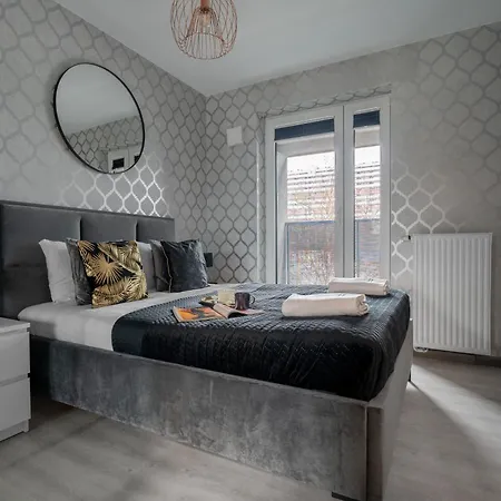 Pure Premium - Free Parking & Ac * ヴロツワフ