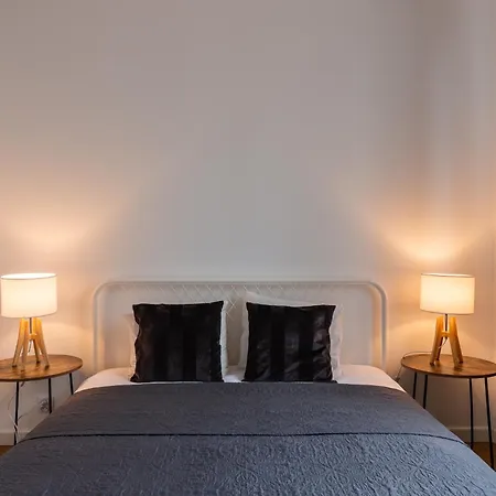 Pure Premium - Free Parking & Ac