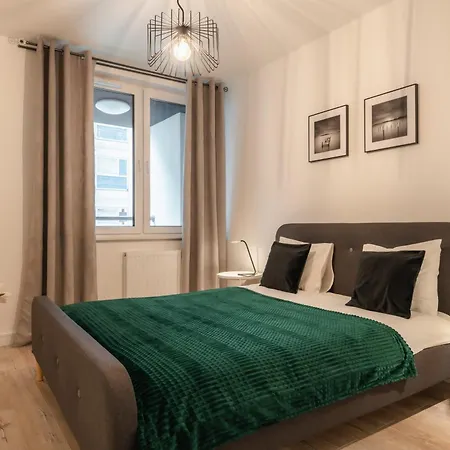 Pure Premium - Free Parking & Ac * ヴロツワフ