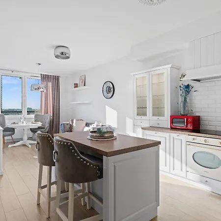 Pure Premium - Free Parking & Ac ヴロツワフ