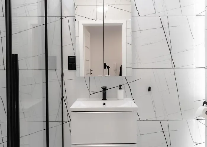 Pure Premium - Free Parking & Ac דירה ורוצלב