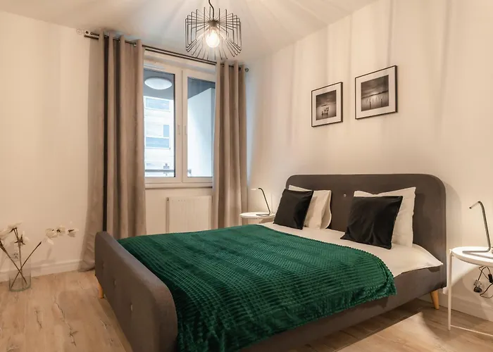 Pure Premium - Free Parking & Ac * ורוצלב