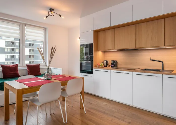 Pure Premium - Free Parking & Ac *