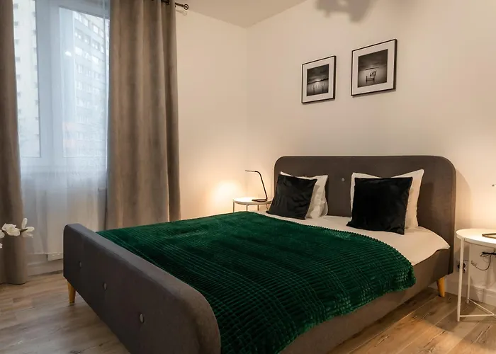 Pure Premium - Free Parking & Ac ורוצלב