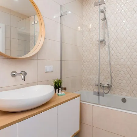 Pure Premium - Parking Free Apartament
