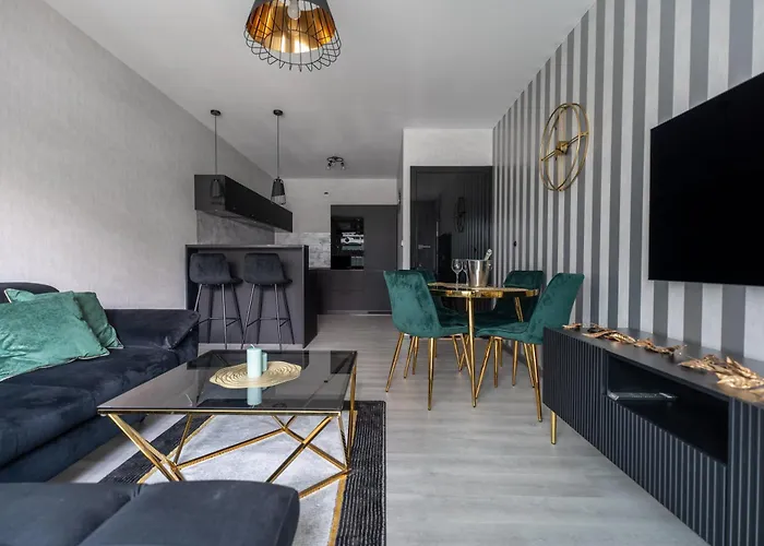 Apartmán Pure Premium - Free Parking & Ac