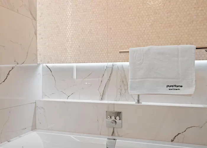 Pure Premium - Free Parking & Ac Apartmán Vratislav